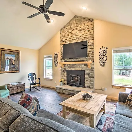 Cozy Ronald Retreat With Community Amenities! Vila